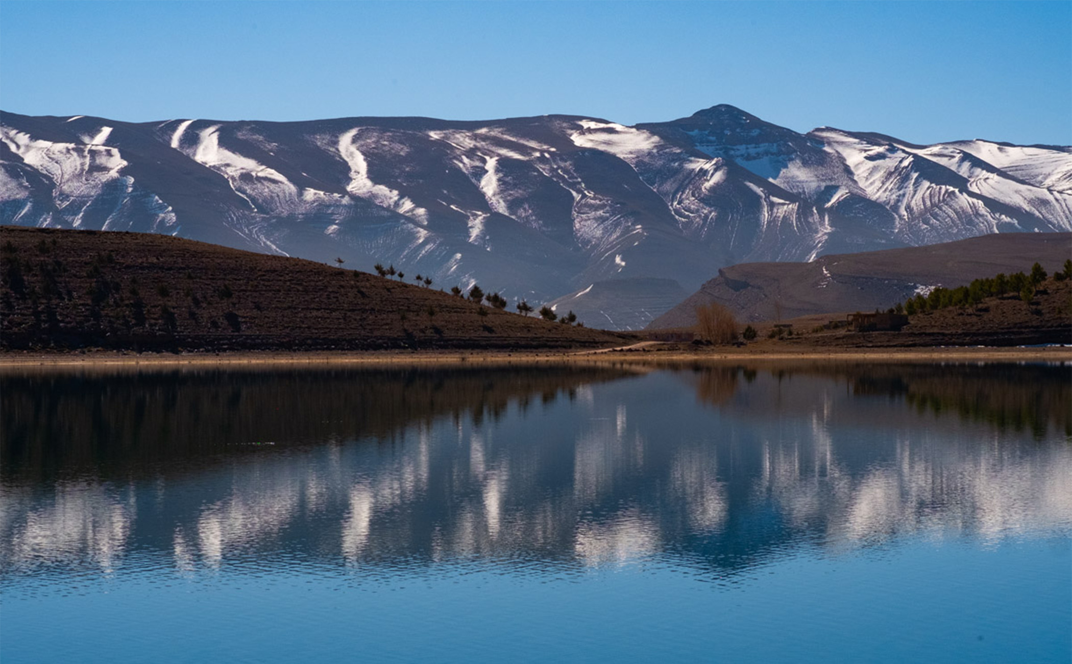 Isli and Tistlit Lakes